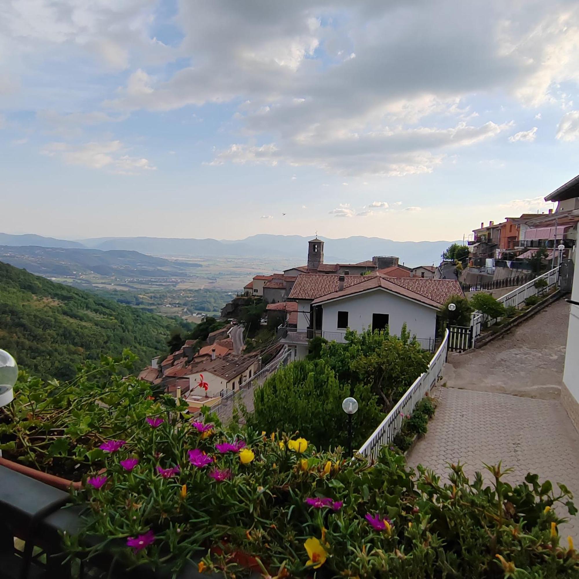 Casa San Giacomo Poggio Bustone エクステリア 写真
